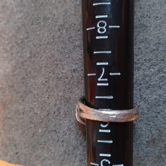 Handmade Sterling Silver ring - Picture 5 of 5